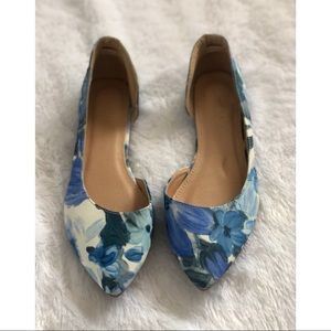 Women’s floral flats